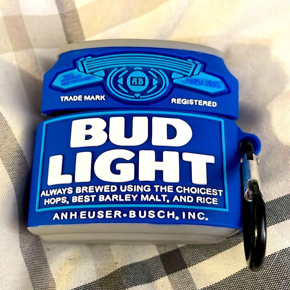 Bud light Airpod Pro cover